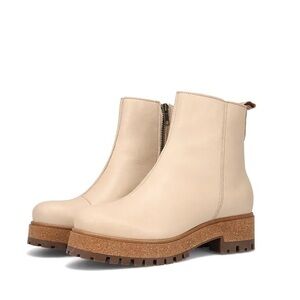 NIB Taos Footwear Downtown Ivory Leather Platform Boots EU 42 US 11-11.5